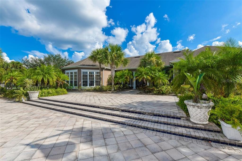 8821 Manor Loop, Unit 105 Lakewood Ranch, FL 34202 - Photo 36 of 38 Gallery Image 36