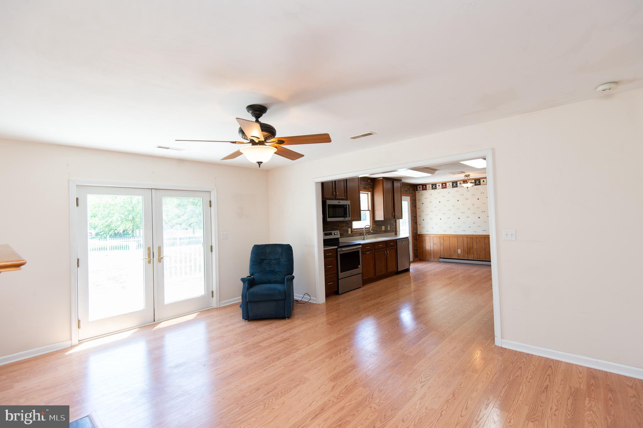 9818 Tilghman Island Road McDaniel, MD 21647 - Photo 8 of 38 family room