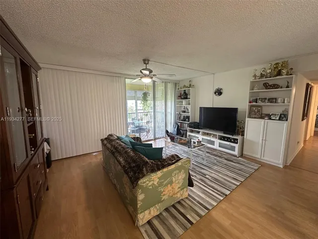 $129,999 | 3821 Environ Boulevard, Unit 407, Lauderhill, FL 33319