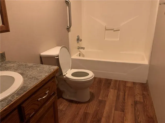 $214,900 | 1019 Hugh Street, Frontenac, KS 66763