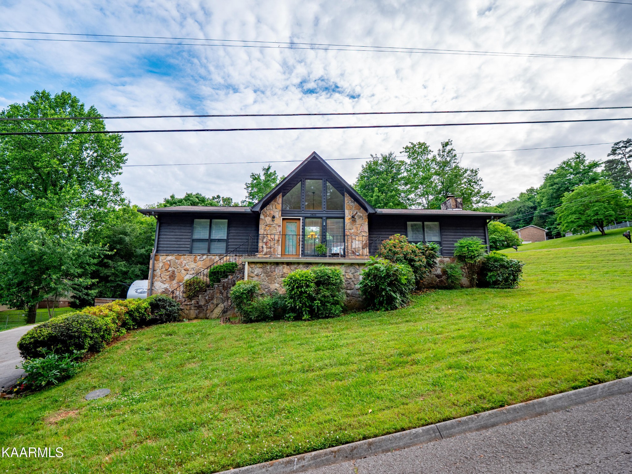 3425 Shagbark Road Powell, TN 37849 - Photo 1 of 46