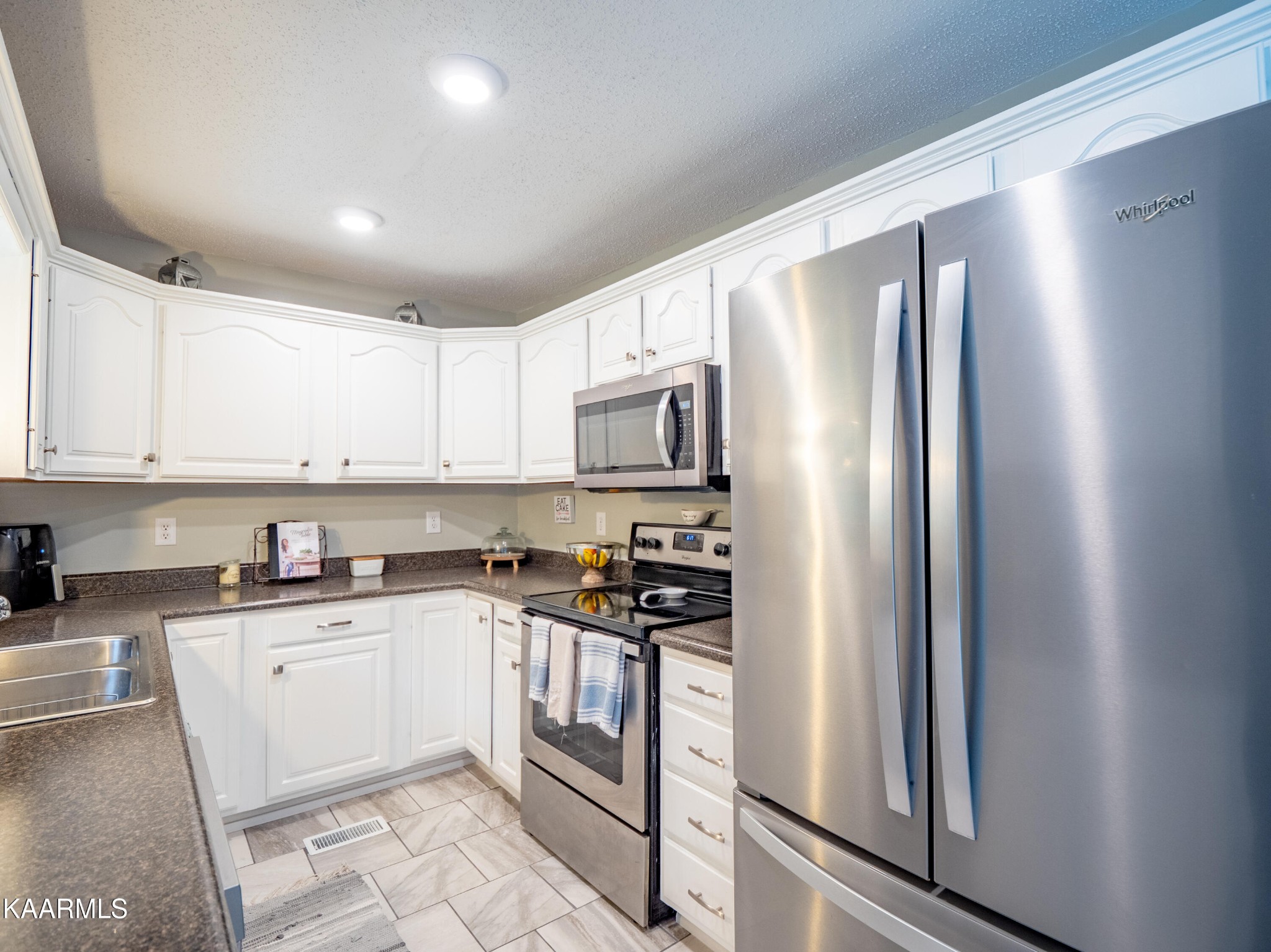 3425 Shagbark Road Powell, TN 37849 - Photo 11 of 46
