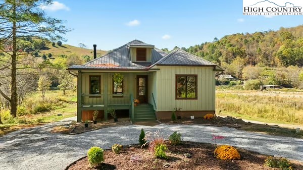 790 Howard Edmisten Road Sugar Grove, NC 28679 - Photo 32 of 47