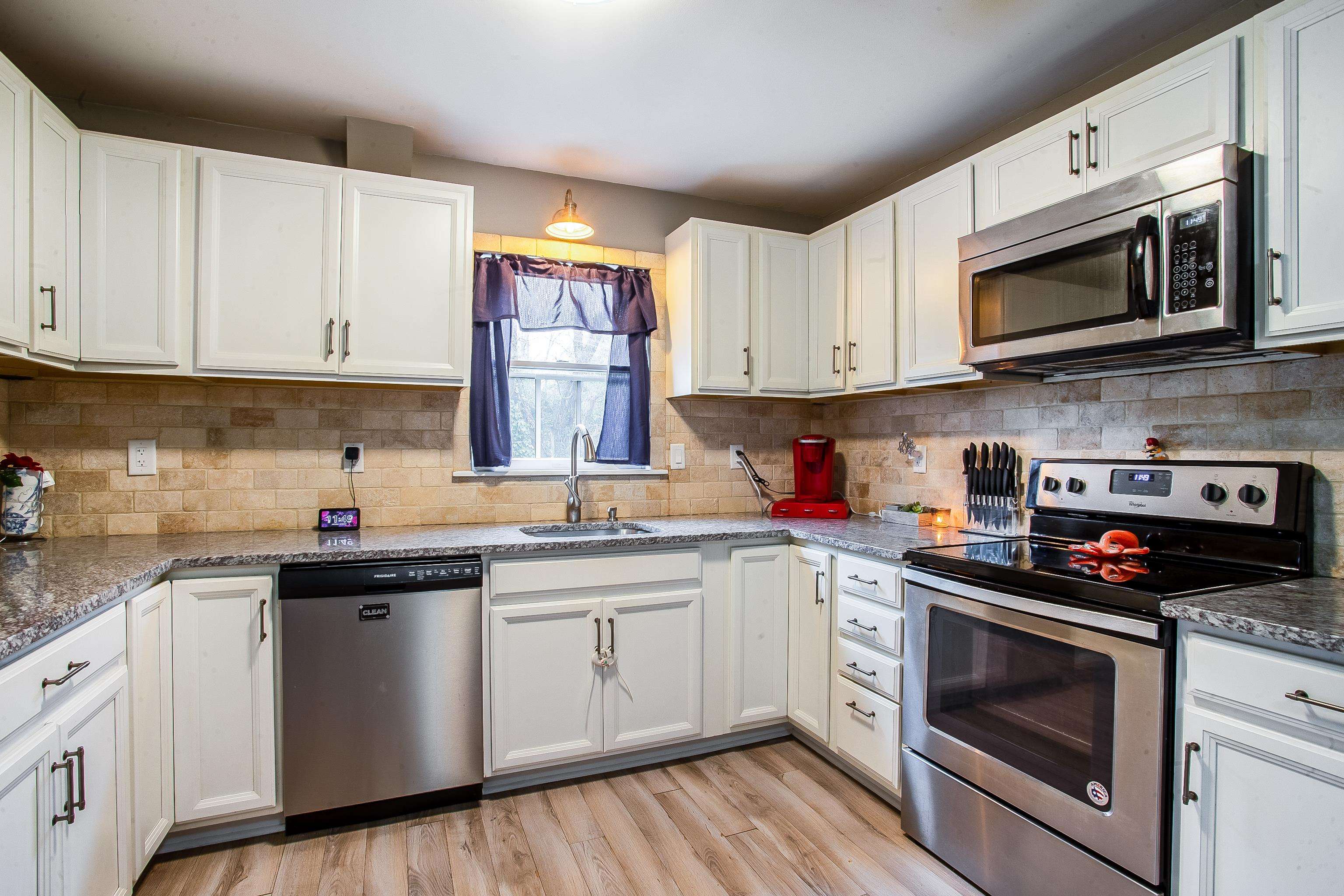 33 Church Road Rio Grande, NJ 08242 - Photo 4 of 22