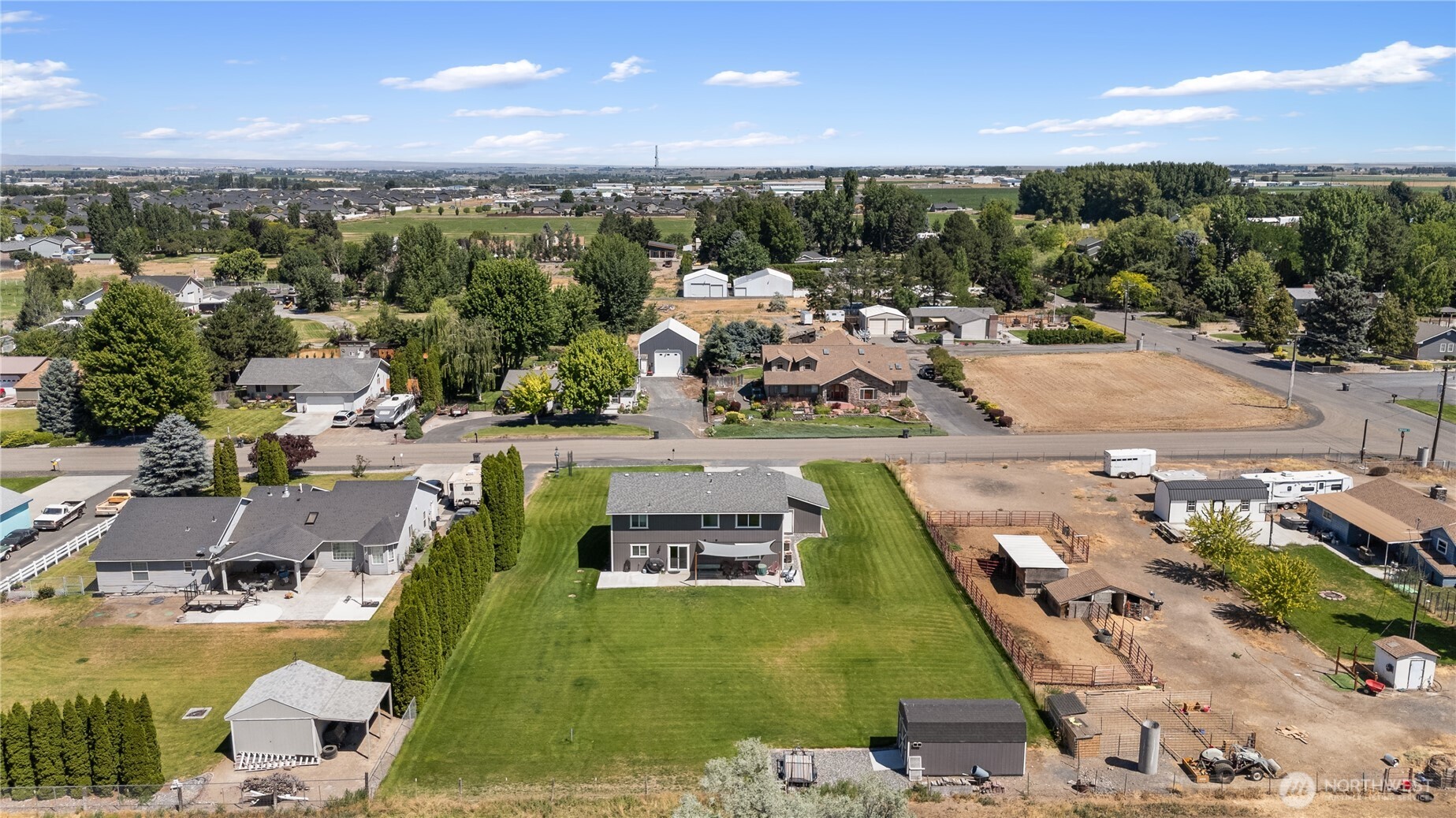 11389 Thompson Road Northeast Moses Lake, WA 98837 - Photo 38 of 40 Gallery Image 38
