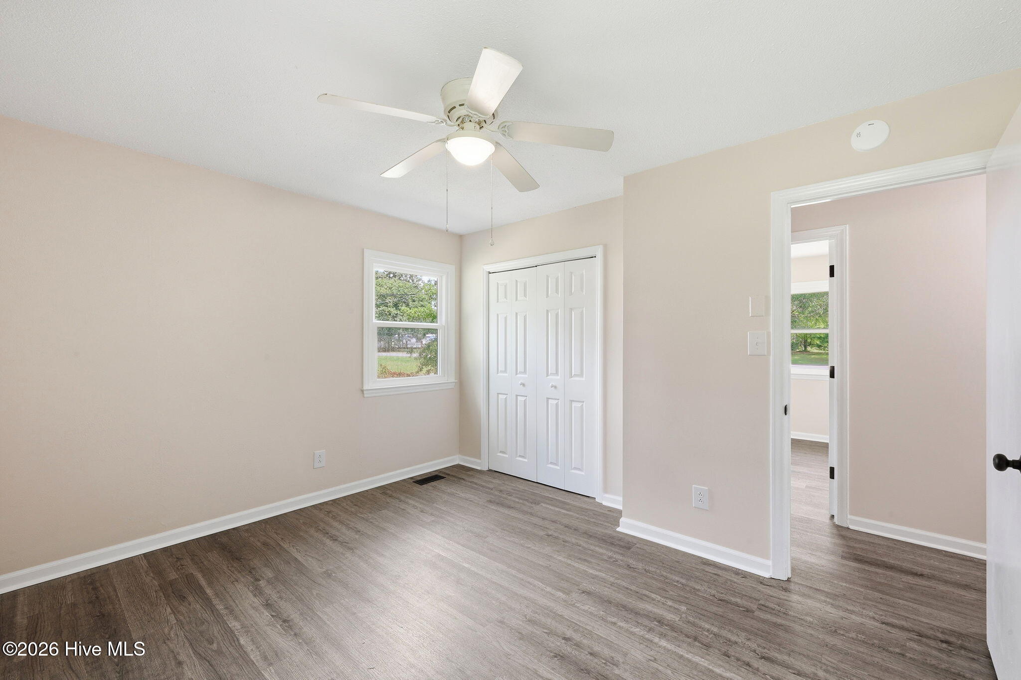 1040 Broad Creek Road New Bern, NC 28560 - Photo 16 of 47 21-web-or-mls-0C0A7762