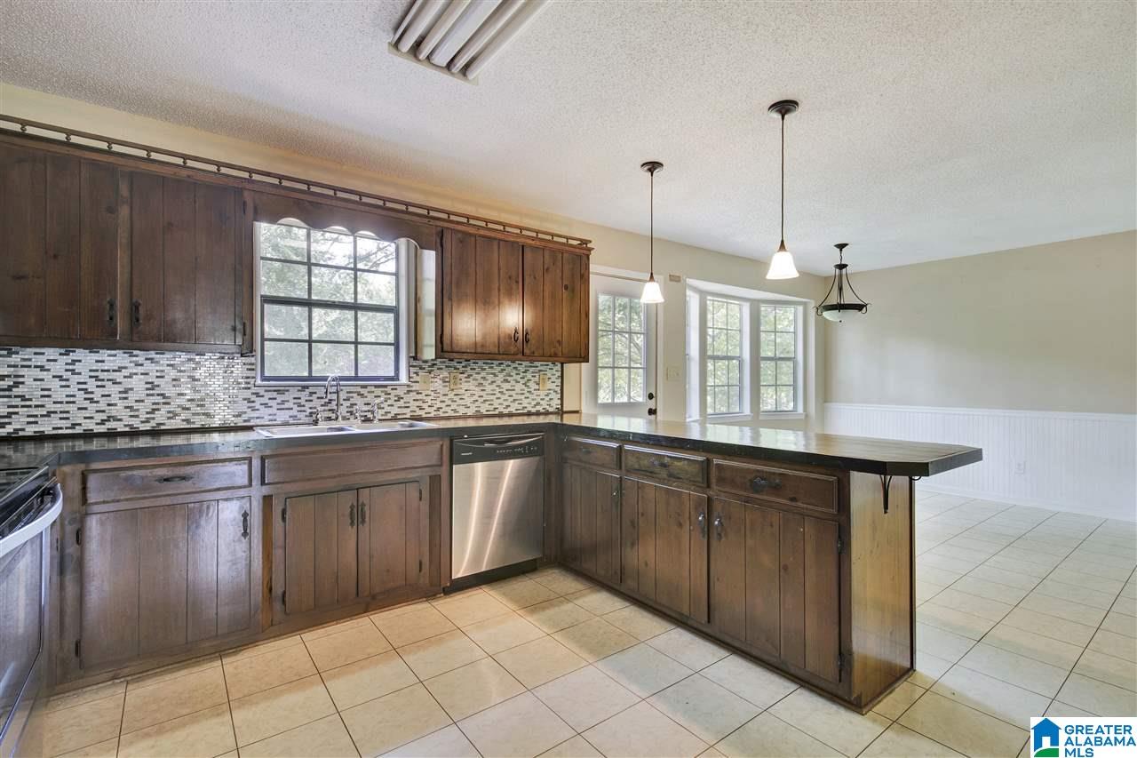 290 Village Springs Road Springville, AL 35146 - Photo 8 of 20