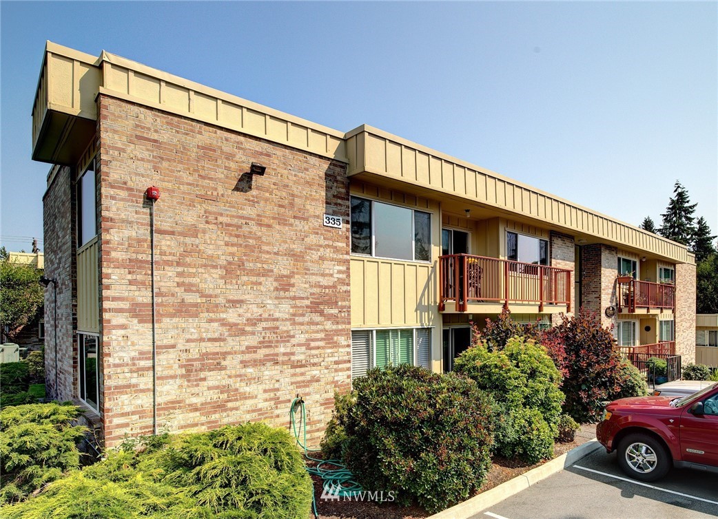 335 Heather Road, Unit 308 Everett, WA 98203 - Photo 1 of 15