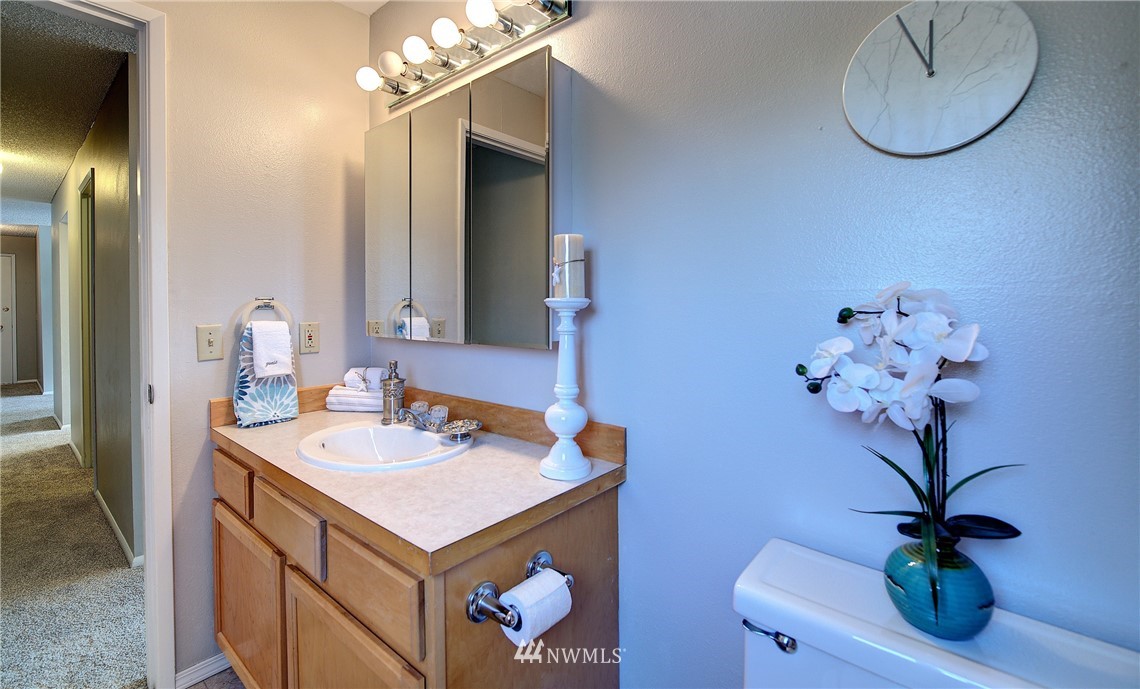 335 Heather Road, Unit 308 Everett, WA 98203 - Photo 12 of 15