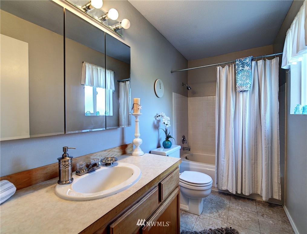 335 Heather Road, Unit 308 Everett, WA 98203 - Photo 13 of 15