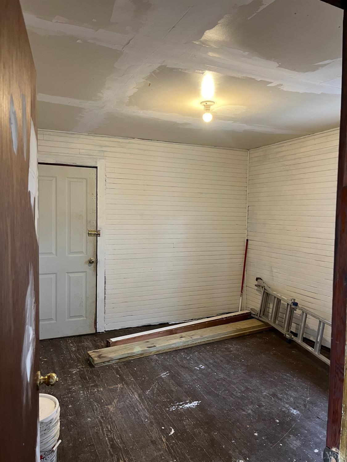 683 Candlers Mountain Road Rustburg, VA 24588 - Photo 4 of 8 Gallery Image 4
