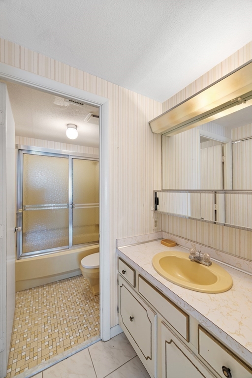 402 Paradise Road, Unit U: 3Q Swampscott, MA 01907 - Photo 23 of 36