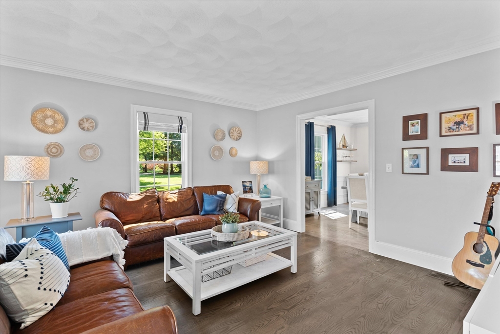 69 Curzon Mill Road Newburyport, MA 01950 - Photo 17 of 40 a living room with furniture and a window