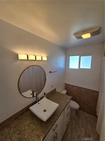 $2,700 | 1525 2nd Street, Unit 12, Long Beach, CA 90802