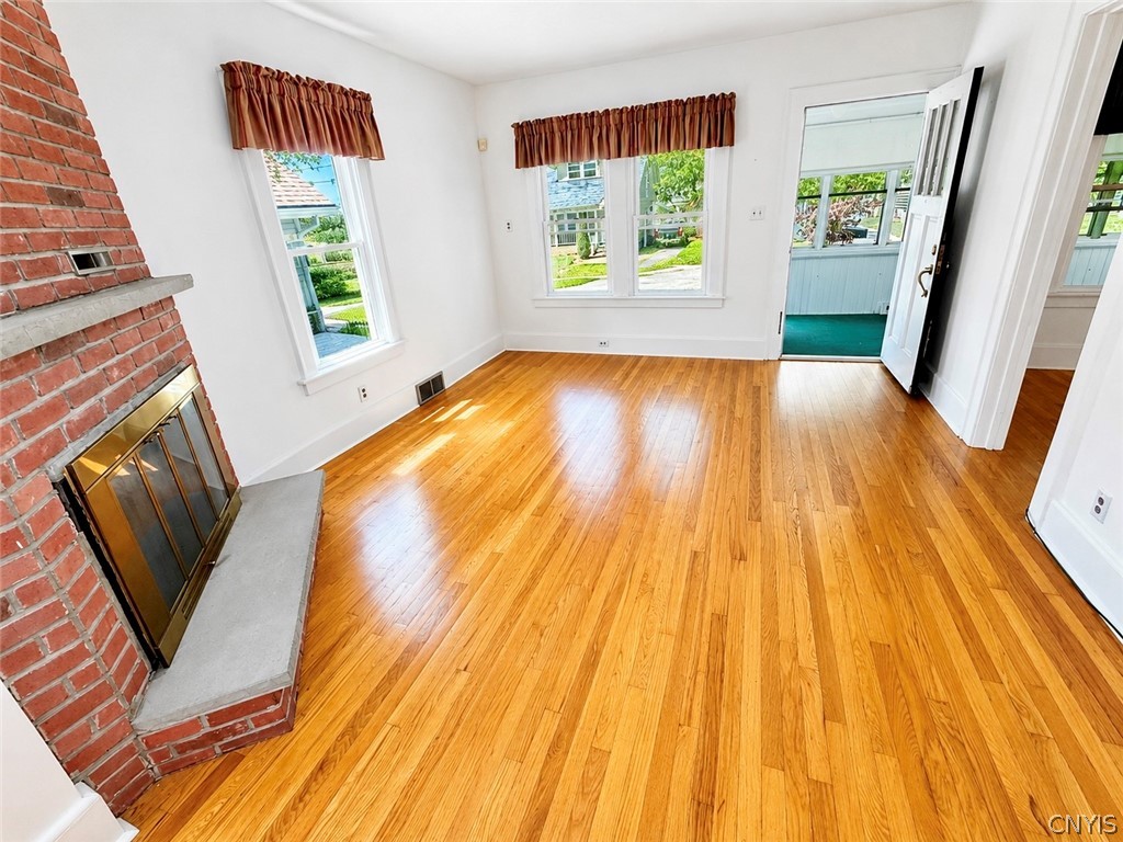 132 Winthrop Road Syracuse, NY 13206 - Photo 8 of 29