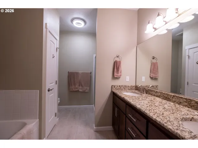 $675,000 | 786 North View Drive, Winchester, OR 97495