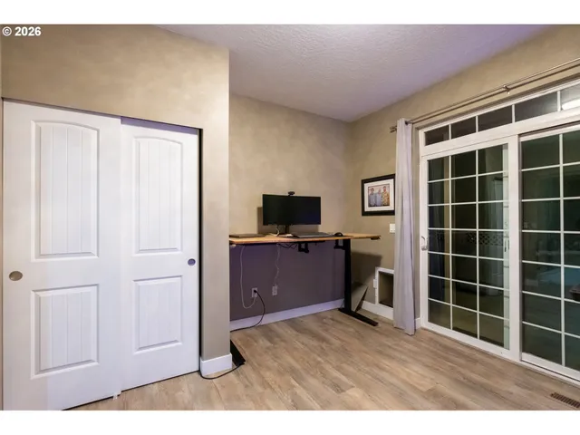 $675,000 | 786 North View Drive, Winchester, OR 97495