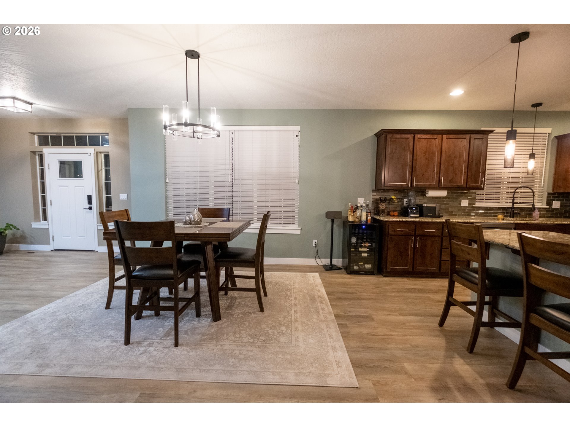 786 North View Drive Winchester, OR 97495 - Photo 3 of 44