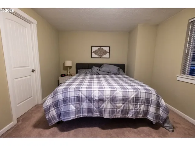 $675,000 | 786 North View Drive, Winchester, OR 97495