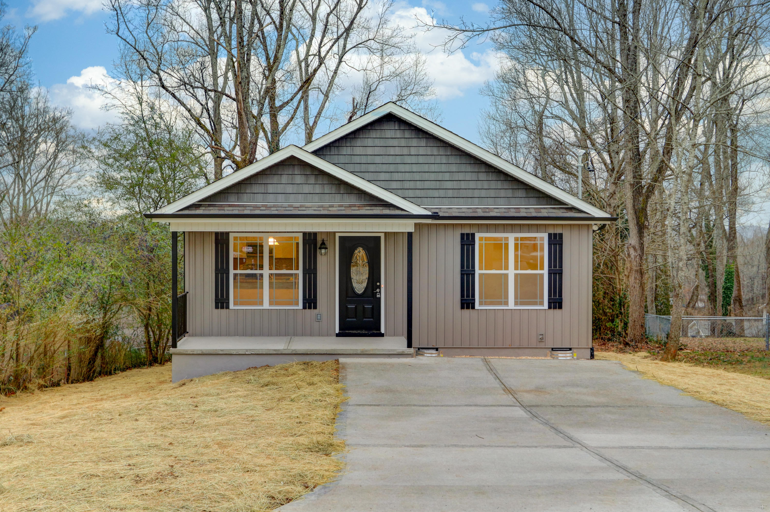 125 Wainwright Road Oak Ridge, TN 37830 - Photo 1 of 19 Positive Perceptions-1