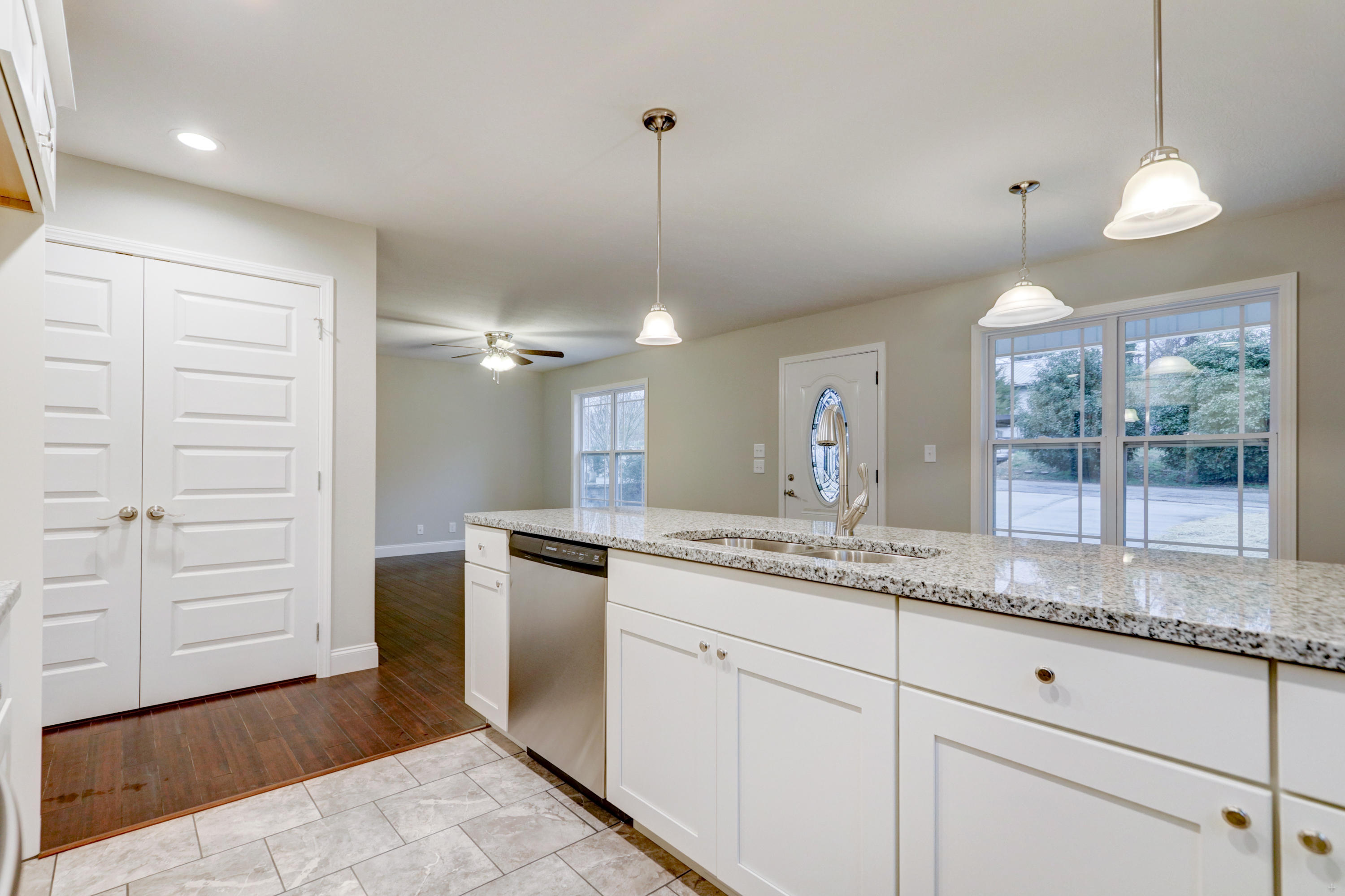 125 Wainwright Road Oak Ridge, TN 37830 - Photo 2 of 19 Positive Perceptions-7