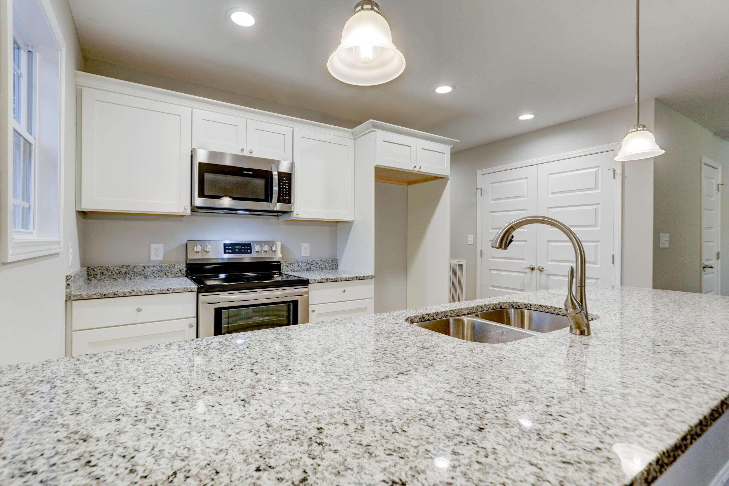 125 Wainwright Road Oak Ridge, TN 37830 - Photo 3 of 19 Positive Perceptions-11