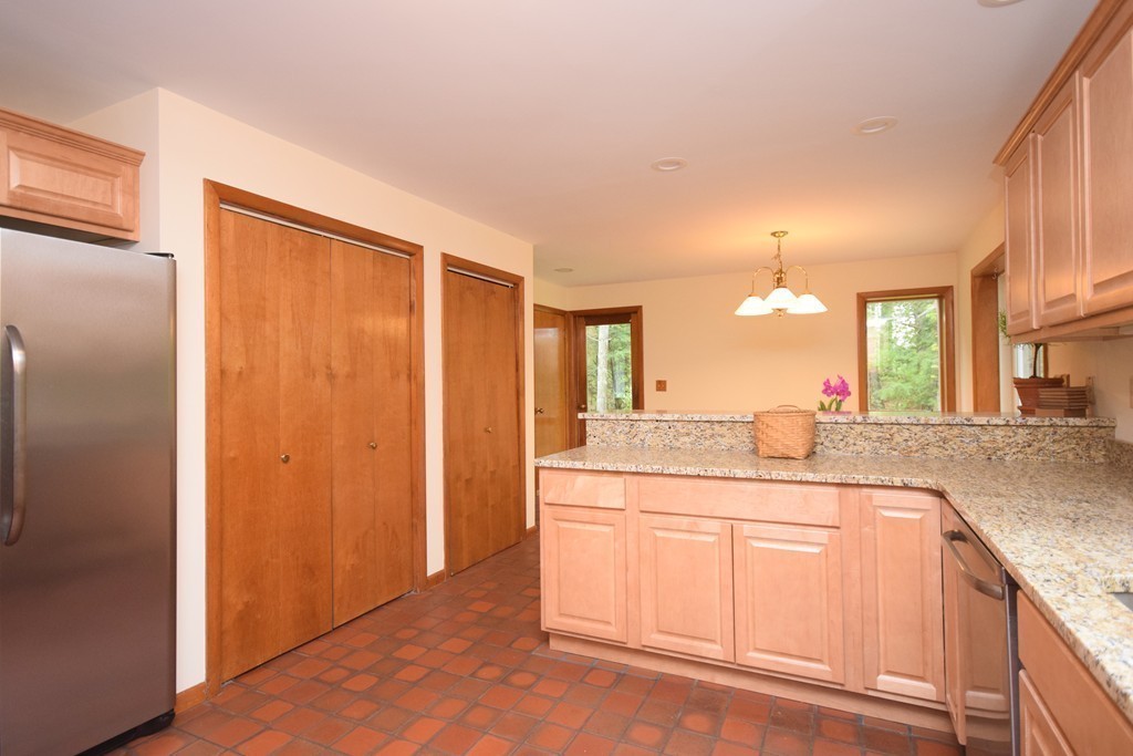 495 Springfield Street Wilbraham, MA 01095 - Photo 17 of 29 Gallery Image 17