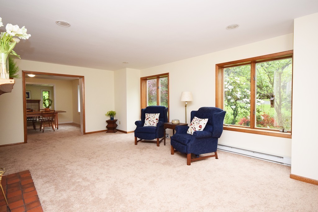 495 Springfield Street Wilbraham, MA 01095 - Photo 7 of 29 Gallery Image 7