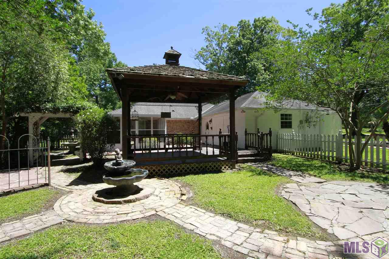 21010 Cullen Road Denham Springs, LA 70726 - Photo 14 of 20 Gazebo