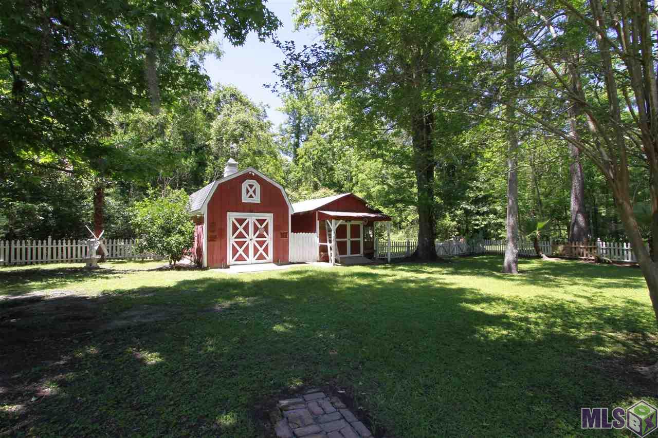 21010 Cullen Road Denham Springs, LA 70726 - Photo 15 of 20 Barn