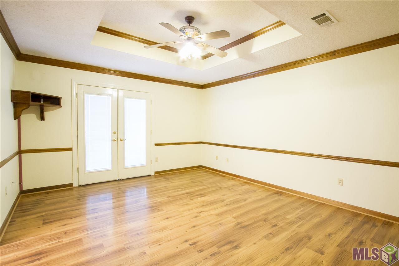 21010 Cullen Road Denham Springs, LA 70726 - Photo 9 of 20 Master Bedroom