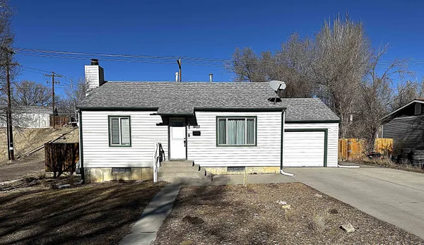 $275,000 | 1403 Pioneer Drive, Rock Springs, WY 82901