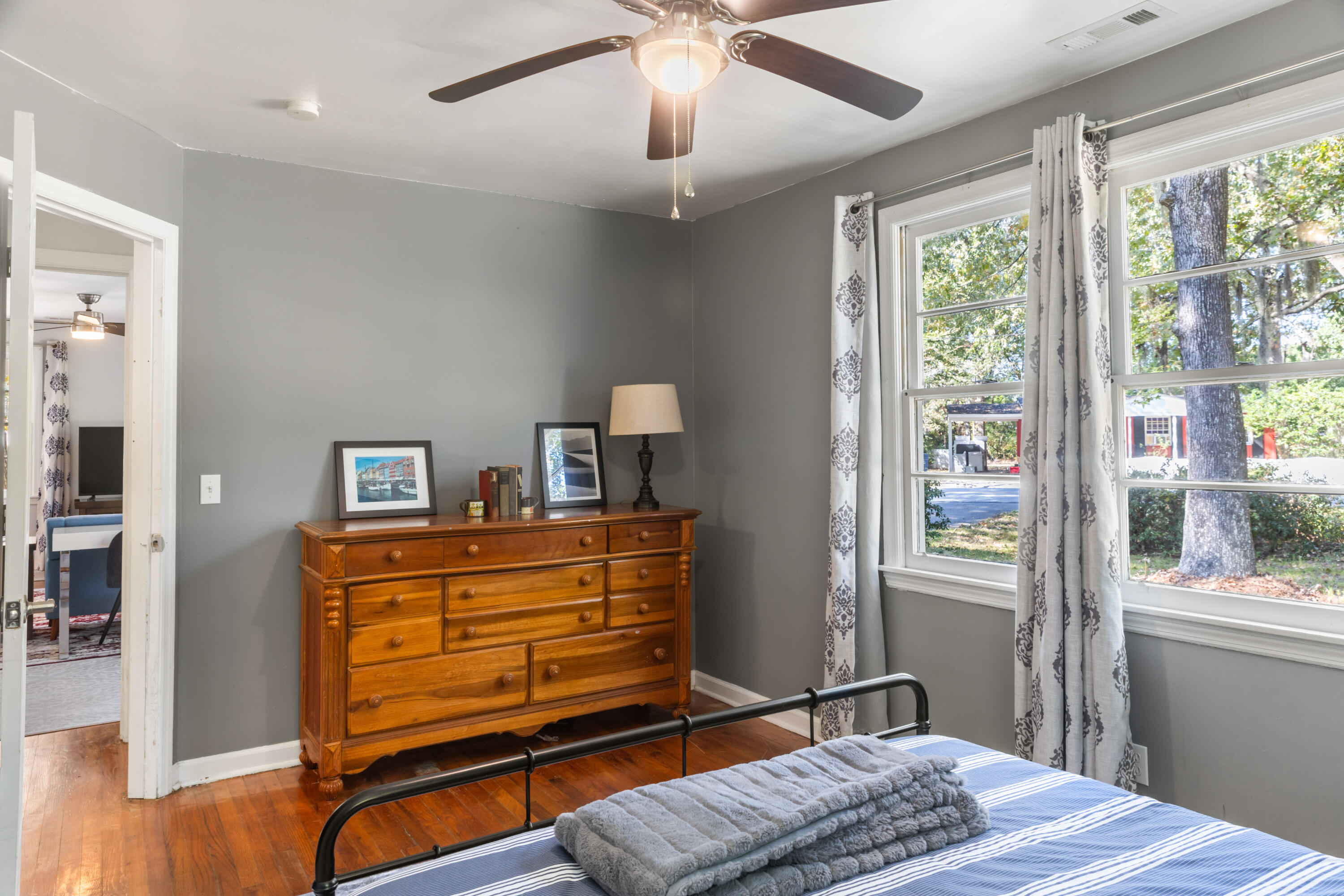 882 Savage Road Charleston, SC 29414 - Photo 16 of 30 Guest Room