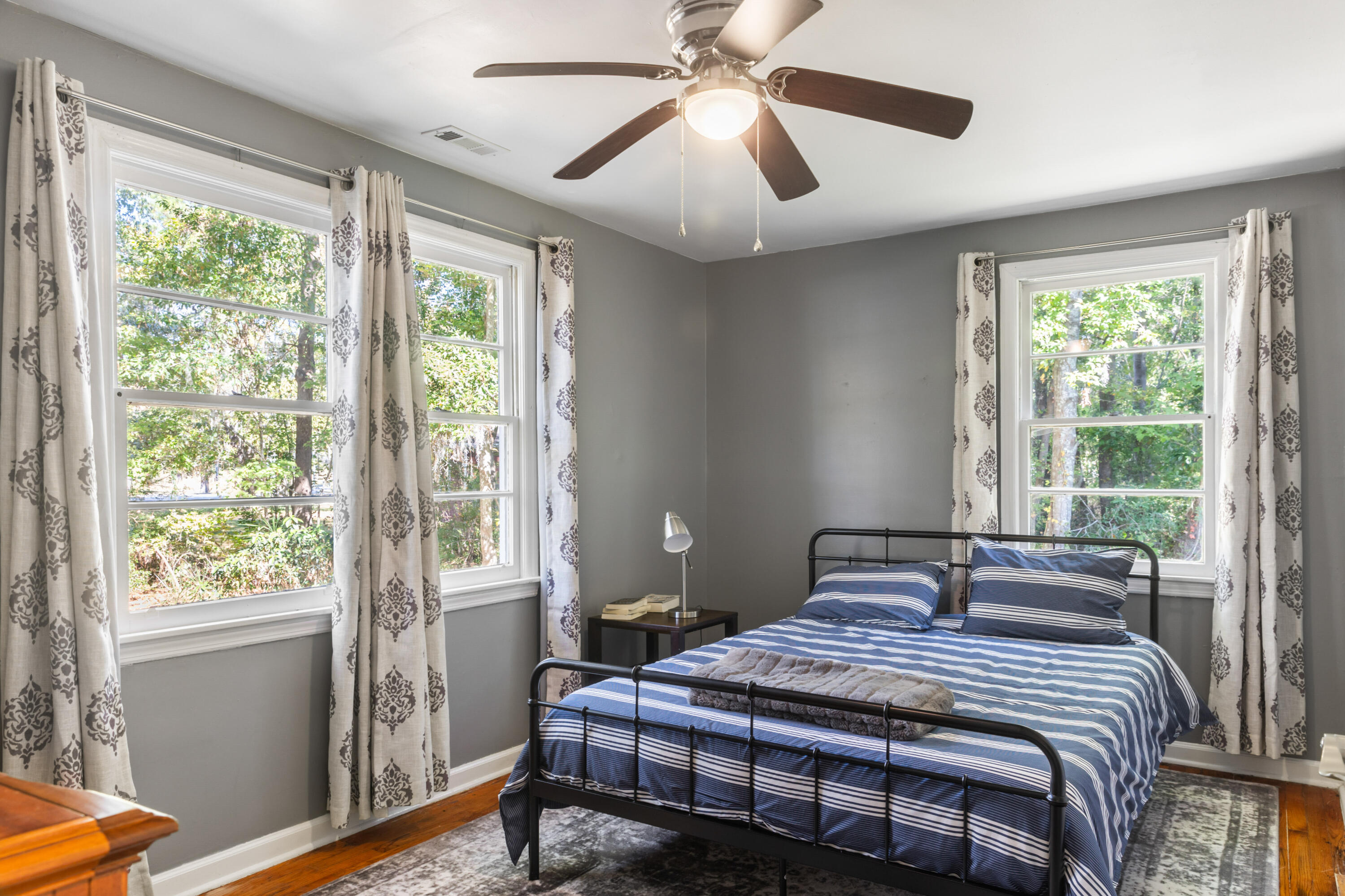 882 Savage Road Charleston, SC 29414 - Photo 18 of 30 Guest Bedroom