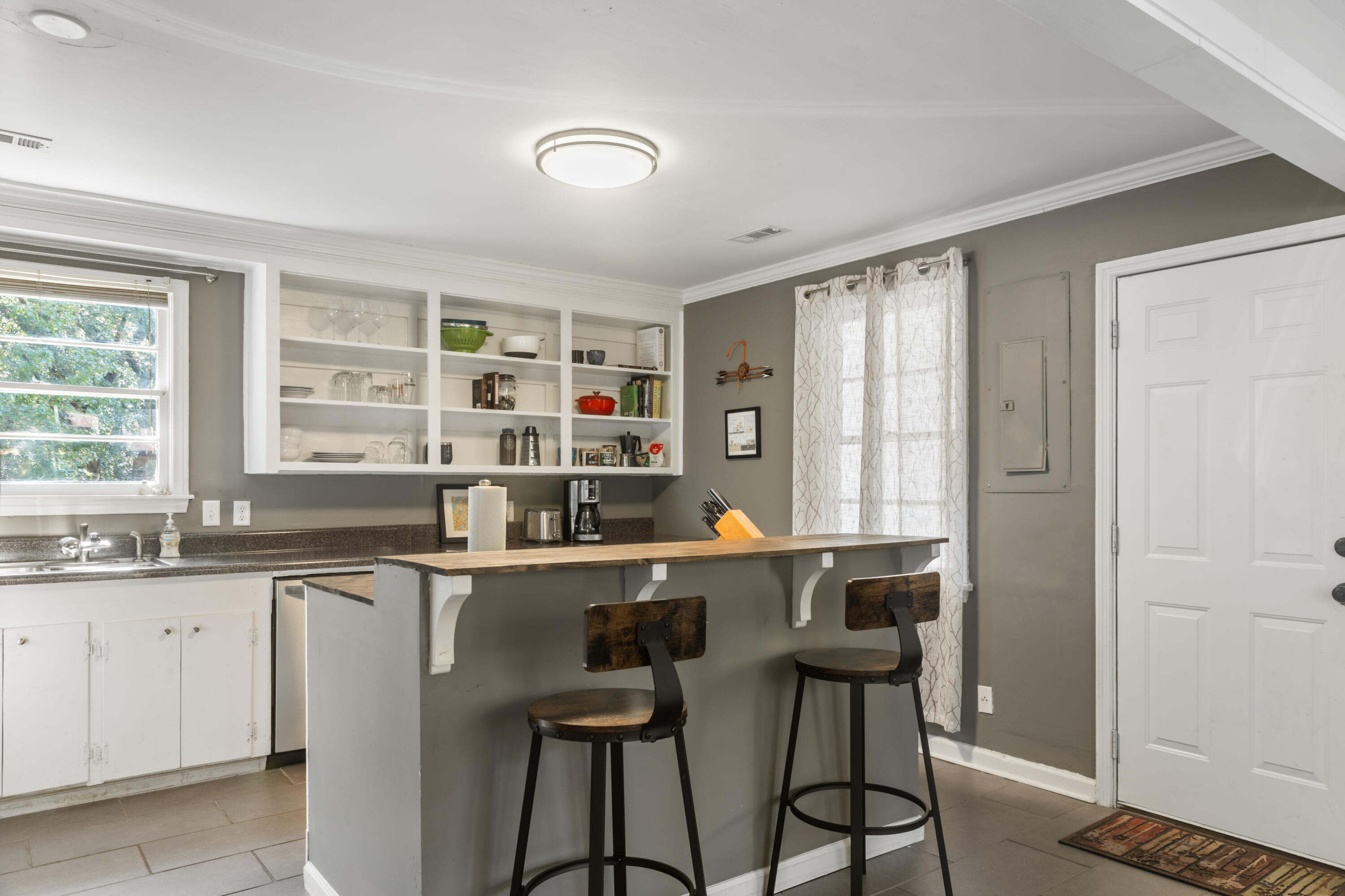 882 Savage Road Charleston, SC 29414 - Photo 5 of 30 Kitchen