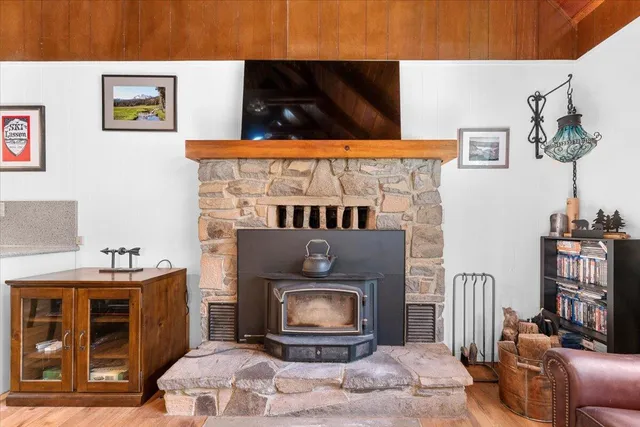 $329,000 | 38290 Battle Creek Avenue, Mineral, CA 96063