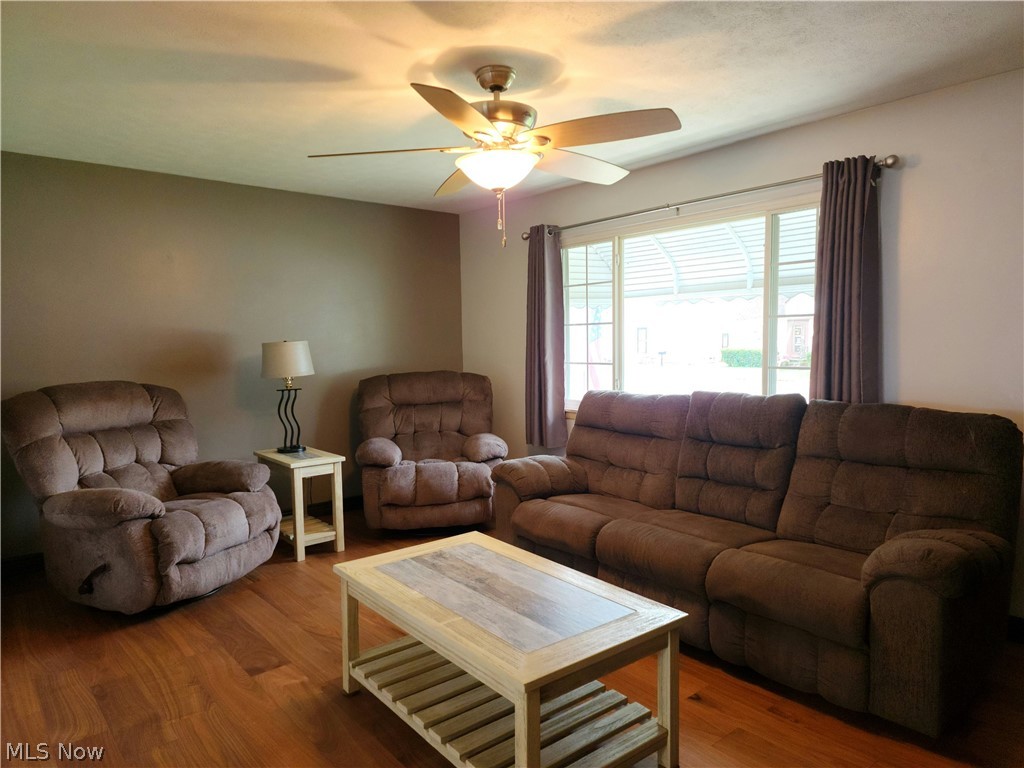 30205 Powell Road Willowick, OH 44095 - Photo 9 of 33