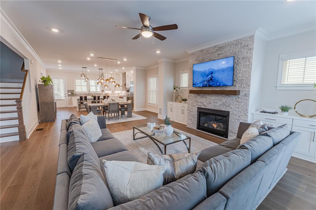 465 Anglin Walk Alpharetta, GA 30009 - Photo 13 of 40