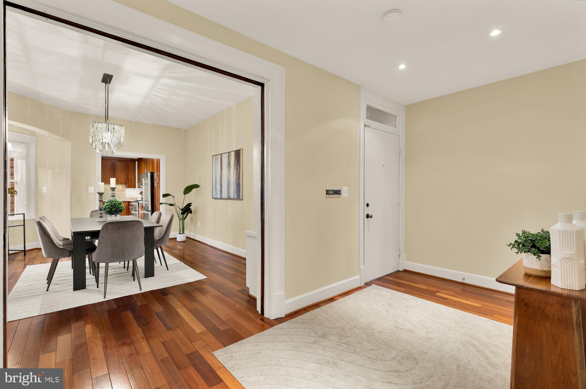 1915 Calvert Street Northwest Washington, DC 20009 - Photo 25 of 41