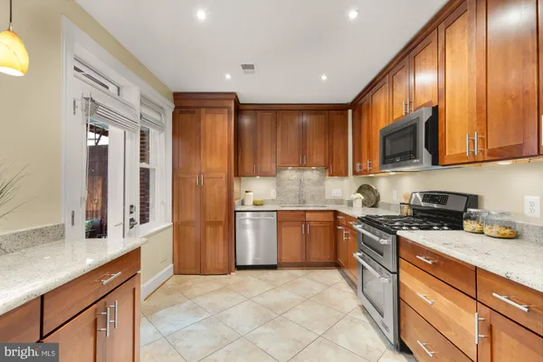 $936,000 | 1915 Calvert Street Northwest, Unit 301, Washington, DC 20009