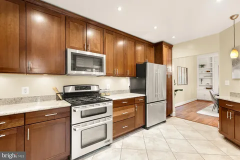 $890,000 | 1915 Calvert Street Northwest, Washington, DC 20009