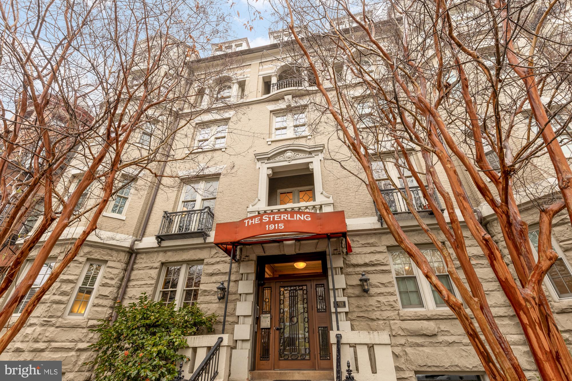 1915 Calvert Street Northwest Washington, DC 20009 - Photo 40 of 41