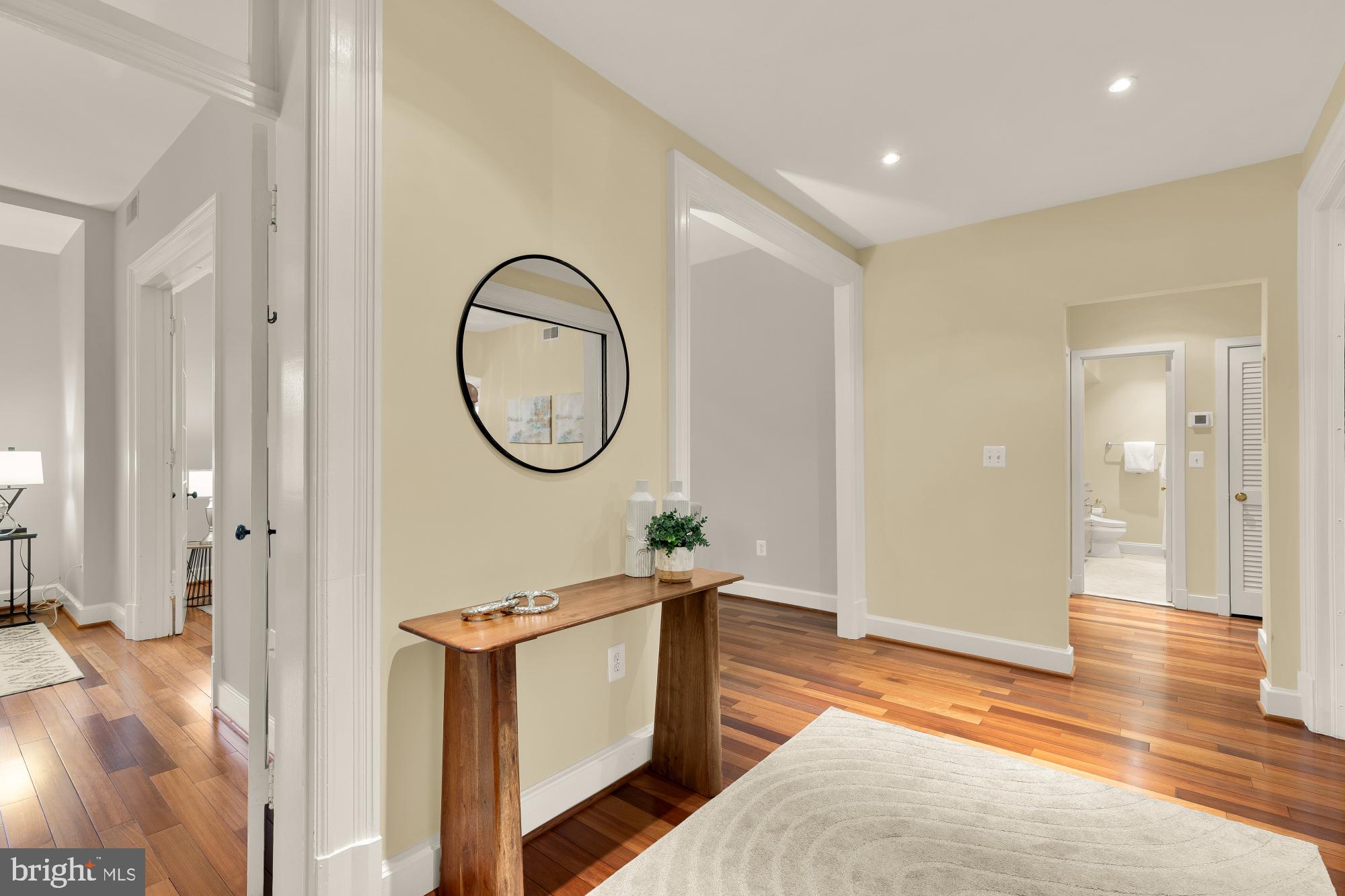 1915 Calvert Street Northwest Washington, DC 20009 - Photo 4 of 41