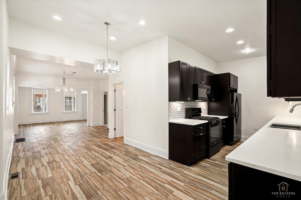 2617 North Springfield Avenue Chicago, IL 60647 - Photo 16 of 37