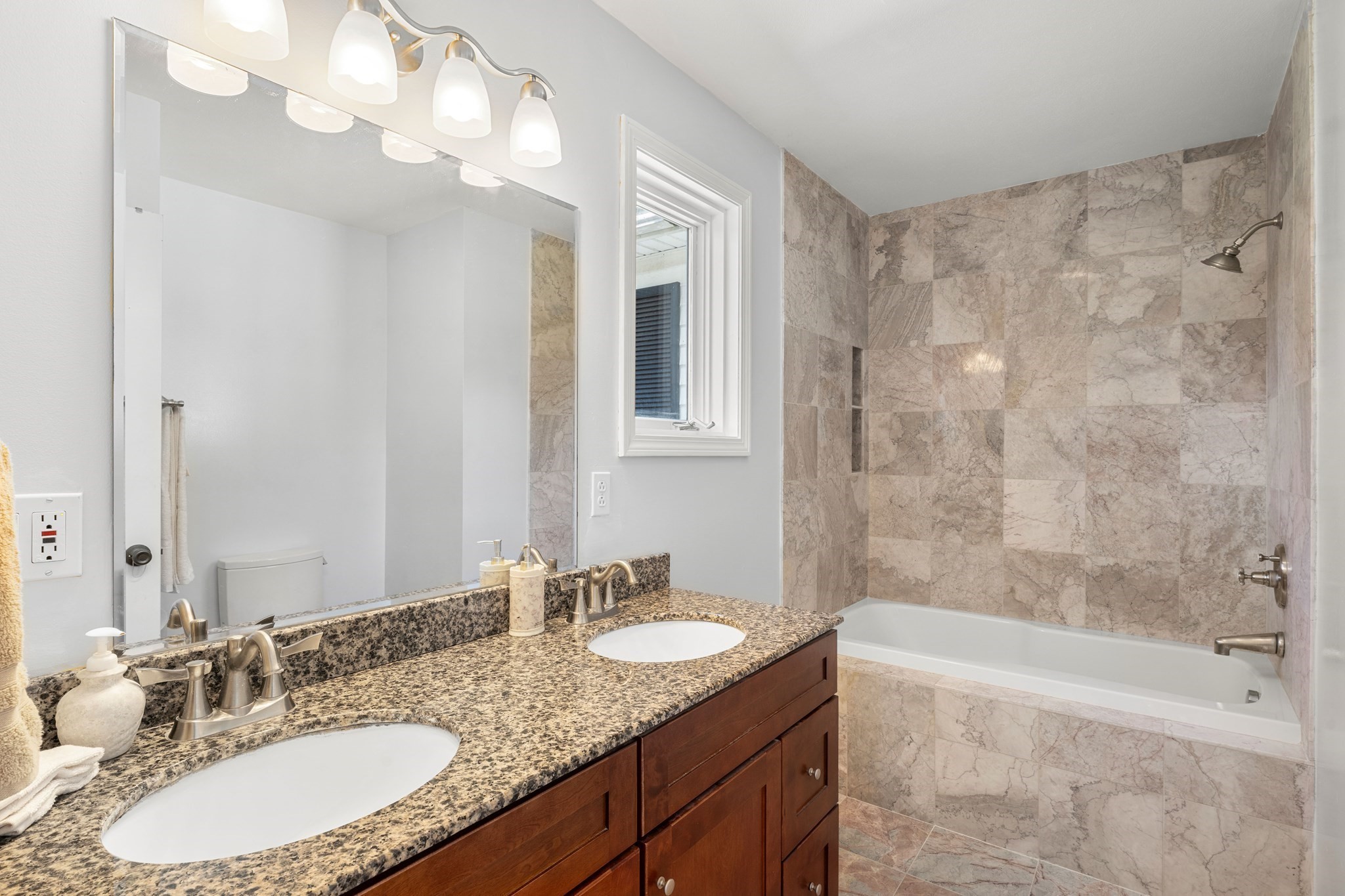 110 Bridge Street Hamilton, MA 01982 - Photo 23 of 42 Gallery Image 23