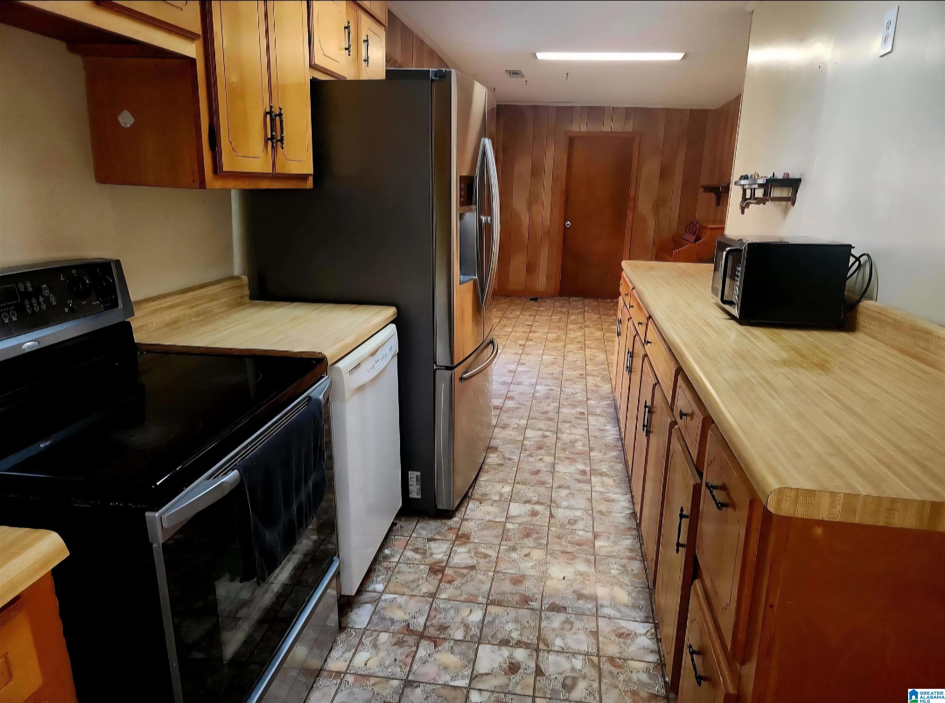 5810 Stemley Bridge Road Talladega, AL 35160 - Photo 4 of 25