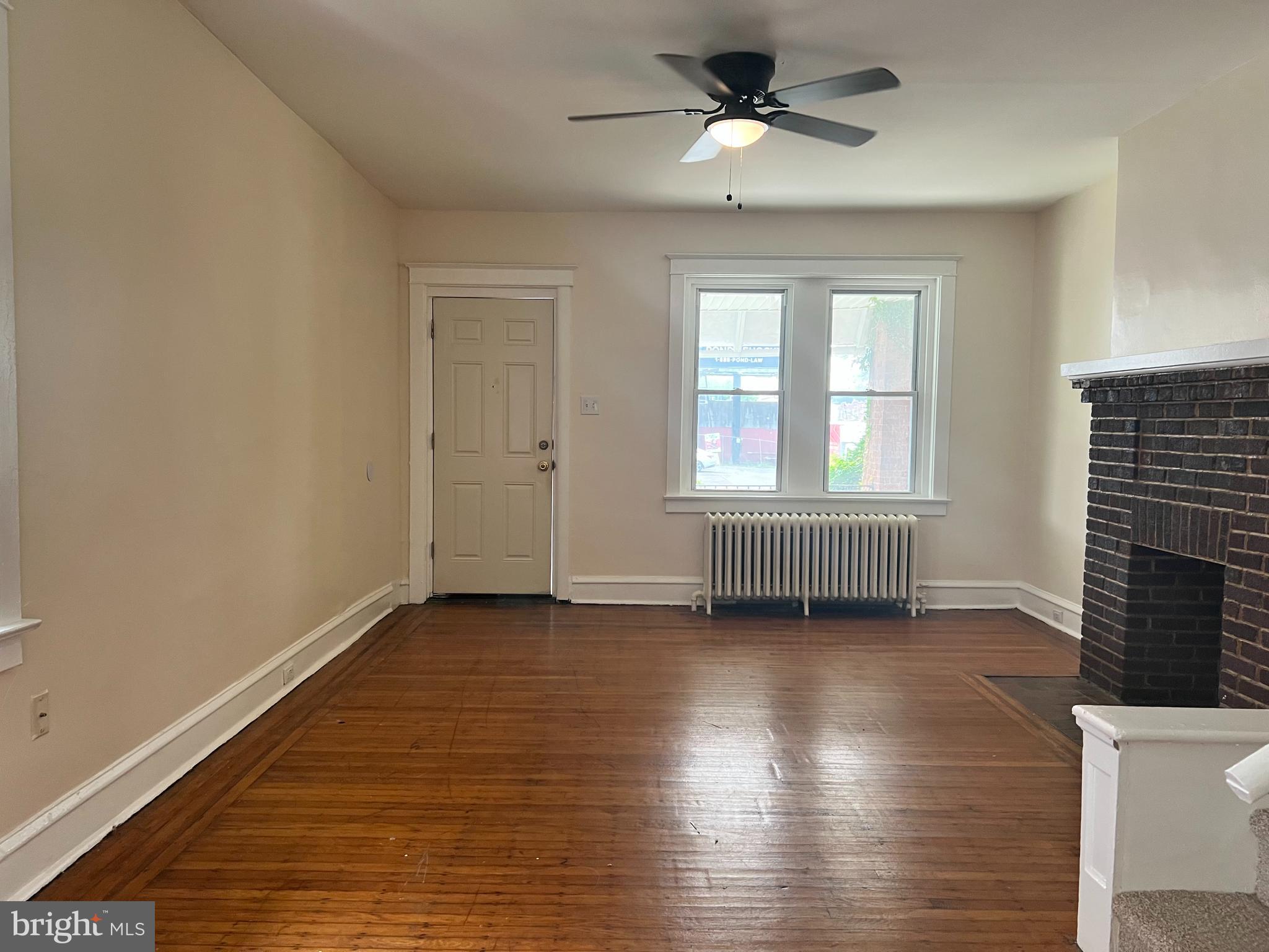 303 Vernon Road Philadelphia, PA 19119 - Photo 5 of 23 Spacious living room
