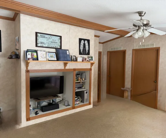 $289,000 | 3036 Ohio Street, Glenburn, ME 04401