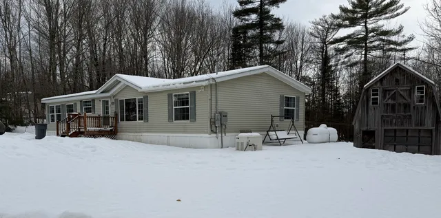 $289,000 | 3036 Ohio Street, Glenburn, ME 04401