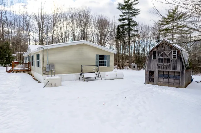 $289,000 | 3036 Ohio Street, Glenburn, ME 04401
